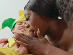 Красотки, Минет, Брюнетки, Собачьи, Черненькие, Хд, Милф, Испанки