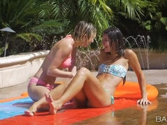 美女, ブロンド, レズビアン, なめる, 自然山雀, アウトドア, オマンコ, 濡れ