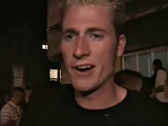 Amateur, Grosse bite, Bouteille, Collège université, Fétiche, Hard, Fête, Adolescente