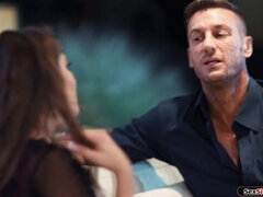 18 ans, Grosse bite, Sucer une bite, Hd, Rasée, Tabou, Adolescente, Nénés