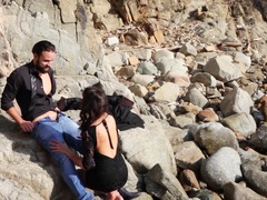 Sucer une bite, Éjaculer dans la bouche, Embrassement, Masturbation, De plein air, Chatte, Nénés, Jouets