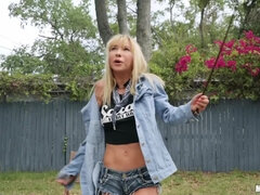Lieveling, Grote lul, Blond, Pijpbeurt, Lul, Kut duiken, Tiener, Tieten likken