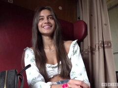 Mamada, Morena, Garganta profunda, Pajear, Latina, Pov, Tetas, Tren
