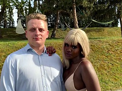 Grosse bite, Blonde, Cocu, Petite amie, Hard, Interracial, Pov, Nénés