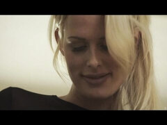 最高, お尻, デカ尻, ブロンド, フェラチオ, 巨乳な, ストリッピング, オッパイの