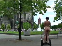 walk around the city solo