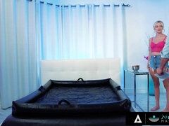 Grosser arsch, Blondine, Paar, Kehlenfick, Massage, Monster, Realität, Hochzeit