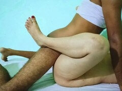 素人, 緊縛, はじめて, 彼女, インド人, キス, 魅力的, スカート