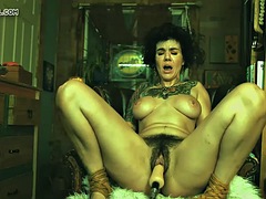 Amateur, Nana, Tir de sperme, Poilue, Masturbation, Chatte, Solo, Webcam
