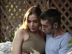 18 jahre, Leie, Grosse titten, Blondine, Vollbusig, Natürlichen titten, Jungendliche (18+), Titten