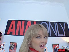 アナル, お尻, デカパイ, ブロンド, フェラチオ, 巨乳な, 口内発射, 剃毛