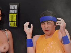 Enthousiasteling, Grote mammen, Pijpbeurt, Mollig, Sportzaal, Handbeurt, Moeder die ik wil neuken, Zuigen