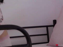 Chambre à dormir, Poupée, Face assise, Léchez, Orgasme, Piercing, Chatte, Chaussettes