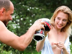 Culo, Rubia, Mamada, Estilo perrito, Fetiche, Afeitado, Adolescente, Tetas