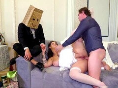 Gros seins, Cocu, Tir de sperme, Tchèque, Mariage