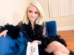 Rubia, Penetracion con dedos, Abierta, Lencería, Solo, Estriptis, Adolescente, Juguetes