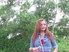 Grote lul, Grote mammen, Rondborstig, Sperma in gezicht, Hardcore, Roodharige vrouw, Kousen, Tiener