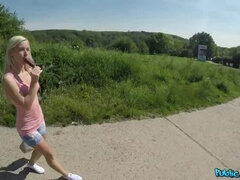 Leie, Blondine, Hundestellung, Aufs gesicht abspritzen, Handjob, Im freien, Pov, Schlucken