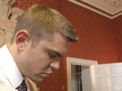 ブロンド, 捕まる, 浮気者, 中出し, 旦那, レズビアン, 下着, 三人