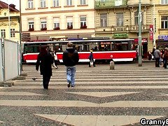 Braunhaarige, Oma, Riesig, Masturbation, Reif, Mutti, Schreiend, Stiefmutter