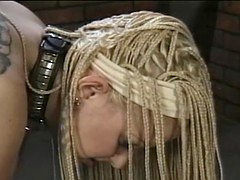 Arsch, Blondine, Süss, Weibliche domination, Milf, Piercing, Sklave, Hintern versohlen