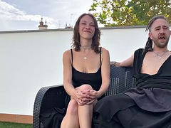 Amateur, Anal, Sucer une bite, Brunette brune, Éjaculation interne, Nénés