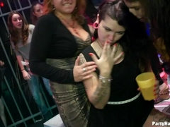 Grote lul, Gek, Vrouw, Vingeren, Groep, Ondergoed, Feest, Rijden