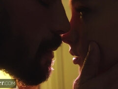 Bruinharig, Sperma shot, Diep in de keel, Dominatie, Likken, Kut duiken, Rijden, Kousen