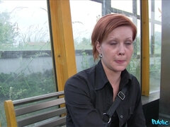 Enthousiasteling, Kont, Natuurlijke tieten, Buiten, Openbaar, Kut duiken, Rok, Tieten likken