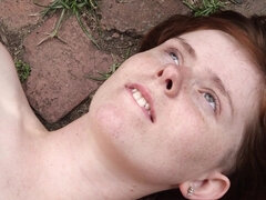 Grosser arsch, Grosse titten, Hd, Lesbisch, Lecken, Natürlichen titten, Im freien, Muschi