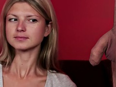 Amateur, Nana, Sucer une bite, Homme nu et filles habillées, Fétiche, Mère que j'aimerais baiser, Suçant, Nénés