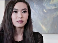 アジア人, 美女, フェラチオ, 医者, フェティッシュ, 手コキする, 下着, ナイロン