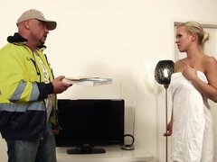 Большие сиськи, Блондинки, Минет, Глубокая глотка, Секс без цензуры, Порнозвезда, Киски, Сосущие