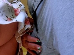 Автобус, Эксгибиционист, Японки, Трусики, На публике, Киски, В поезде, Под юбкой