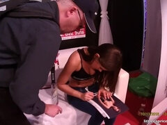 Hinter den kulissen, Tschechisch, Deutsch, Hd, Natürlichen titten, Orgasmus, Pornostars, Öffentlich