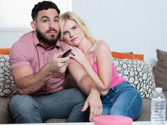 Gros cul, Sucer une bite, 2 femmes 1 homme, Branlette thaïlandaise, Mère que j'aimerais baiser, Maman, Plan cul à trois, Nénés