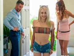 Grosser schwanz, Blondine, Blasen, Hundestellung, Zierlich, Dürr, Jungendliche (18+), Titten