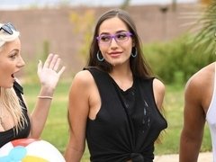 お尻, フェラチオ, 人形, 手コキする, なめる, ティーン, オッパイの