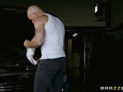 Большие сиськи, Минет, Брюнетки, Порнозвезда, От первого лица, Реалити