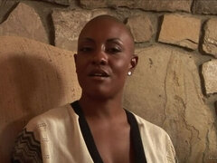 Bruinharig, Voeten, Hd, Interraciaal, Lesbisch, Likken, Rijpe lesbienne, Kut duiken