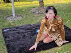 Leie, Braunhaarige, Absätze, Selbstgemacht, Reif, Milf, Im freien, Solo