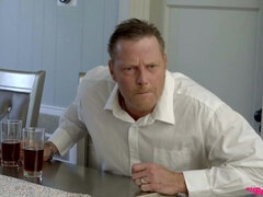 Tetas grandes, Morena, Engañando, Novia, Tetas naturales, Pezones, Puta, Tetas