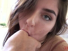 Grote kont, Grote lul, Pijpbeurt, Bruinharig, Hondjeshouding, Vingeren, Mager, Tiener