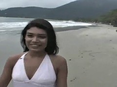 Amateur, Plage, Bikini, Brunette brune, Rondelette, Hard, Fille latino, Nénés