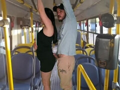 18 jahre, Leie, Grosser schwanz, Braunhaarige, Bus, Hd, Student, Nass