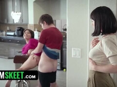 Mooi, Grote mammen, Handbeurt, Orgasme, Slipje, Kut duiken, Zusters, Taboe