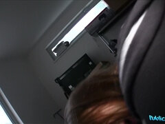 Leie, Auto, Betrug, Aufs gesicht abspritzen, Im freien, Pov, Öffentlich, Arsch lecken