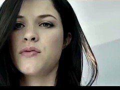 Alexis Knapp in The Anomaly