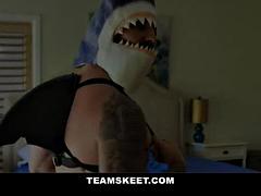 Большой член, Минет, Брюнетки, Семяизвержение, Секс без цензуры, Огромный член, Молоденькие, Сиськи