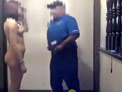 Delivery man gets a blowjob